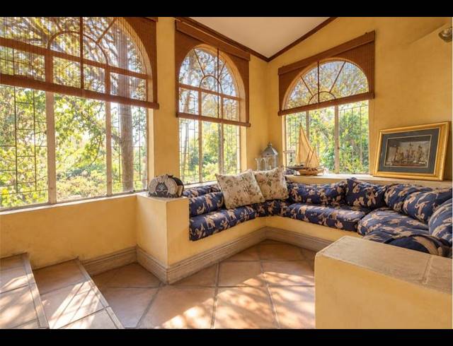 4 BEDROOM HOUSE FOR SALE IN GLENVISTA